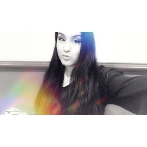 Meet your Posher, Valentina